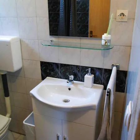 Large For Families & Friends 5 Bedrooms Near * Bribir (Primorje-Gorski Kotar)