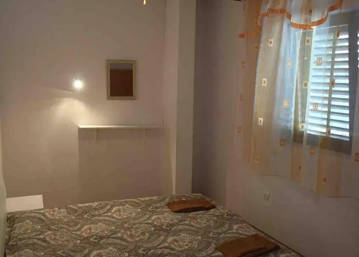 Large For Families & Friends 5 Bedrooms Near Ferienhaus Bribir (Primorje-Gorski Kotar)
